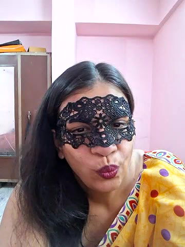 Stripchat-Public.Show-f-RADHAhot2-2024.04.30.115426