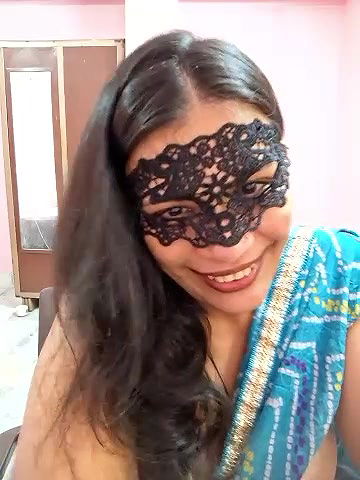 Stripchat-Public.Show-f-RADHAhot2-2024.04.19.123251