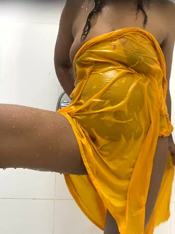 Stripchat-Public.Show-c-naughtyjaanu-2024.05.27.031129