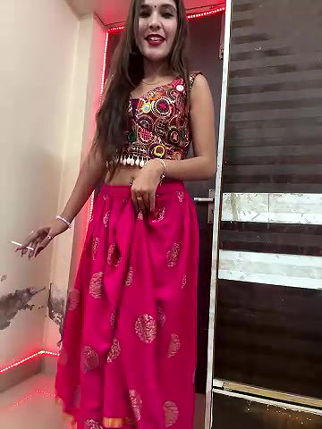 Stripchat-Public.Show-f-Meenakshi–2024.09.18.190321