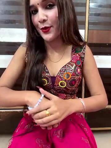 Stripchat-Public.Show-f-Meenakshi–2024.09.18.184446