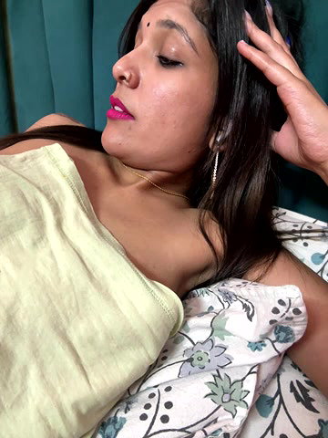 Stripchat-Public.Show-f-Meenakshi–2024.06.12.034352