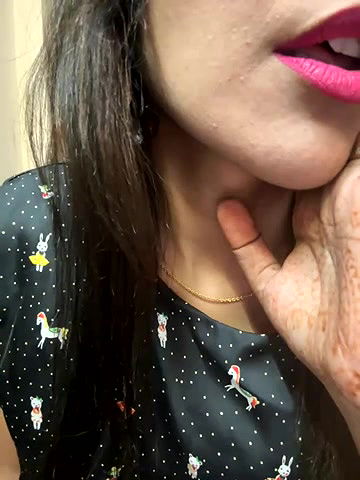 Stripchat-Public.Show-f-Meenakshi–2024.05.22.130445