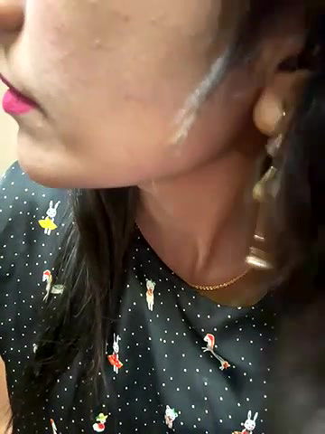 Stripchat-Public.Show-f-Meenakshi–2024.05.22.130445