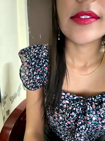 Stripchat-Public.Show-f-Meenakshi–2024.05.17.165835