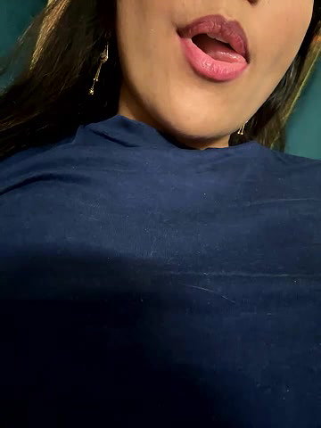 Stripchat-Public.Show-f-Meenakshi–2024.05.07.015321