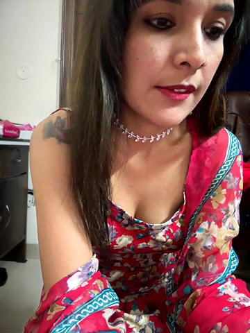 Stripchat-Public.Show-f-Meenakshi–2024.05.05.194641