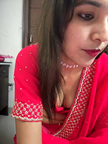 Stripchat-Public.Show-f-Meenakshi–2024.05.05.192458