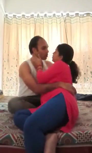 Big ass bhabhi fucking