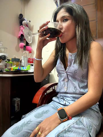 Stripchat-Public.Show-f-Meenakshi–2024.05.01.220030