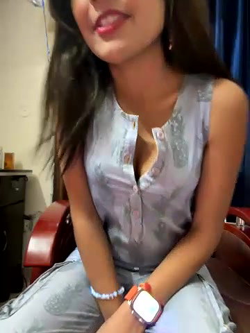 Stripchat-Public.Show-f-Meenakshi–2024.05.01.175418