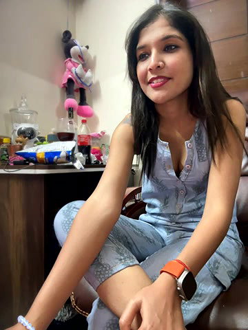 Stripchat-Public.Show-f-Meenakshi–2024.05.01.175418
