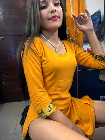 Stripchat-Public.Show-f-Meenakshi–2024.01.01.013910