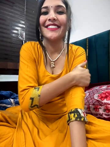 Stripchat-Public.Show-f-Meenakshi–2024.01.01.003855