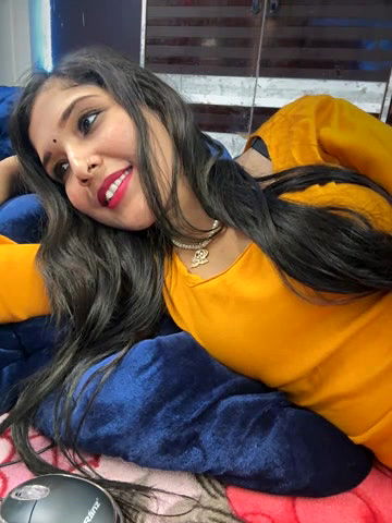 Stripchat-Public.Show-f-Meenakshi–2024.01.01.003855