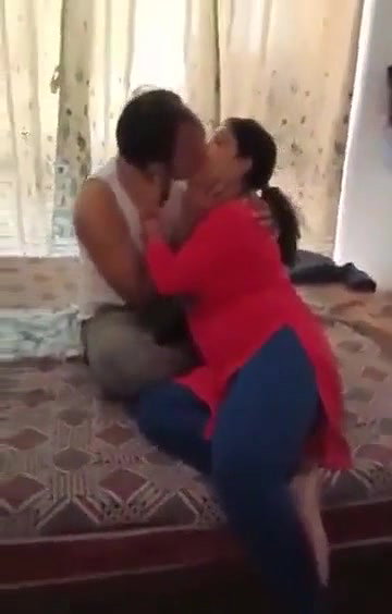 Desi Horny wife shared with frnd hus near and enjoing her fuck