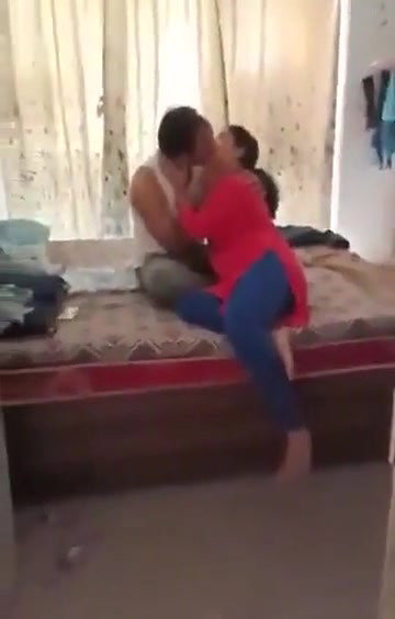 Desi Horny wife shared with frnd hus near and enjoing her fuck