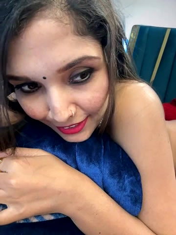 Stripchat-Public.Show-f-Meenakshi–2023.12.31.223821