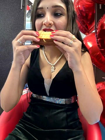 Stripchat-Public.Show-f-Meenakshi–2023.12.31.203612