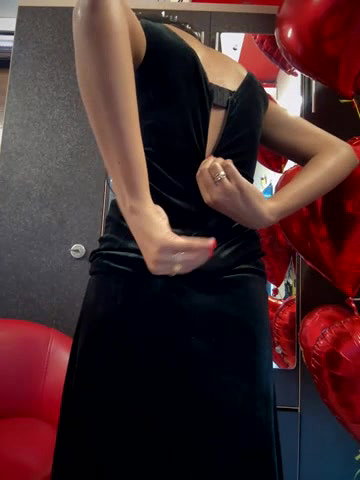 Stripchat-Public.Show-f-Meenakshi–2023.12.31.193541