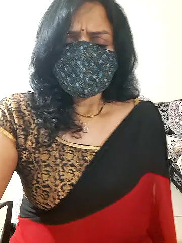 Stripchat-Public.Show-f-khushikhushi-2024.07.06.182927