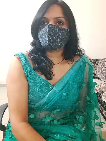 Stripchat-Public.Show-f-khushikhushi-2024.05.14.182400