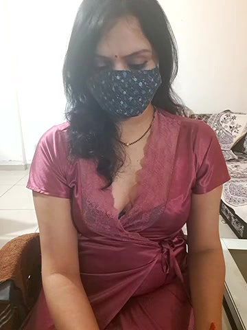 Stripchat-Public.Show-f-khushikhushi-2024.05.13.195314