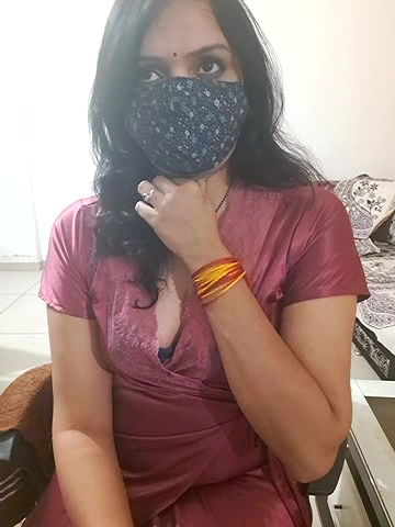 Stripchat-Public.Show-f-khushikhushi-2024.05.13.195314