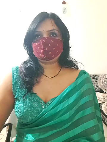 Stripchat-Public.Show-f-khushikhushi-2024.05.01.114739