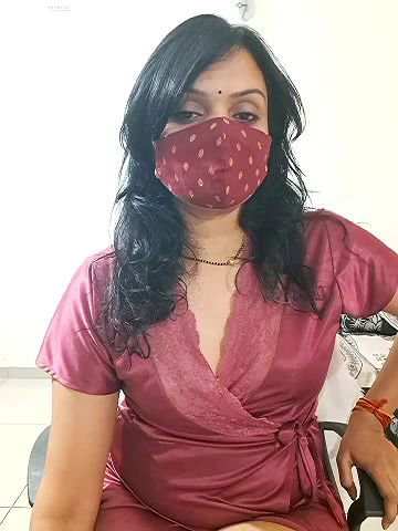 Stripchat-Public.Show-f-khushikhushi-2024.04.30.035127