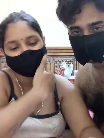 Stripchat-Public.Show-c-IND_COUPLE1-2024.10.04.145452