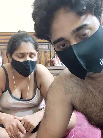 Stripchat-Public.Show-c-IND_COUPLE1-2024.10.04.120243