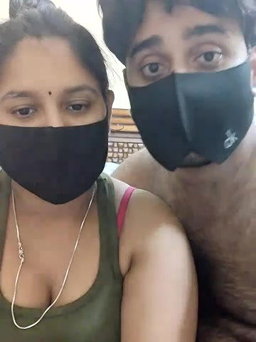 Stripchat-Public.Show-c-IND_COUPLE1-2024.10.02.171655