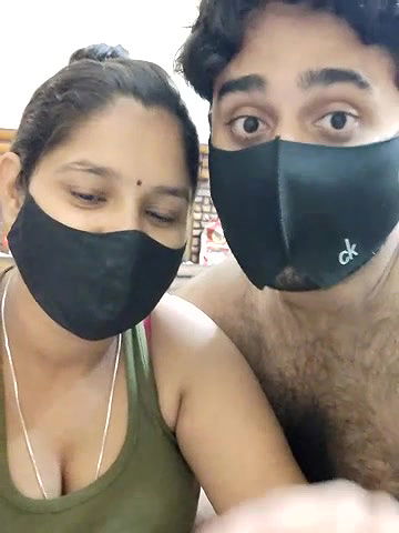 Stripchat-Public.Show-c-IND_COUPLE1-2024.10.01.123326