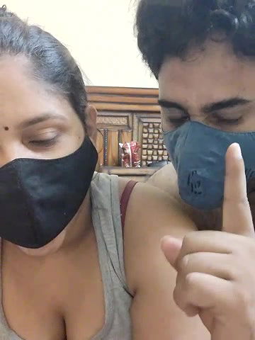 Stripchat-Public.Show-c-IND_COUPLE1-2024.08.30.202859