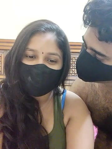 Stripchat-Public.Show-c-IND_COUPLE1-2024.08.25.182429