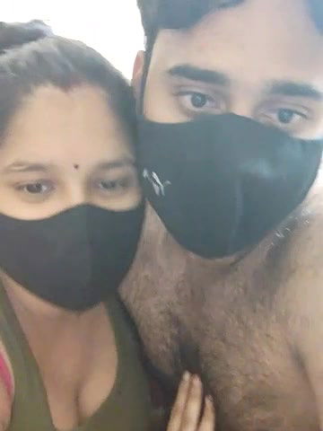 Stripchat-Public.Show-c-IND_COUPLE1-2024.08.23.175814