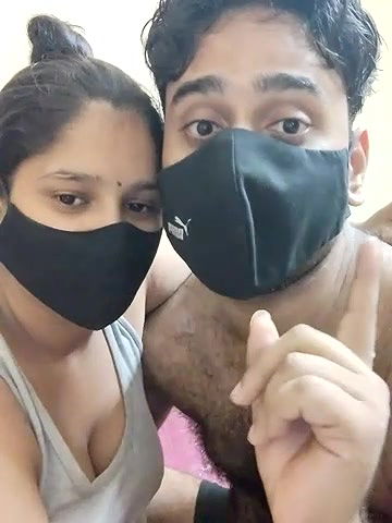 Stripchat-Public.Show-c-IND_COUPLE1-2024.08.11.145206