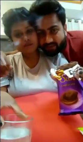Desi Horny with LOvs boobs ply