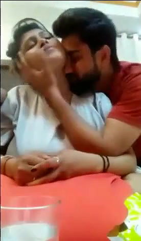 Desi Horny with LOvs boobs ply