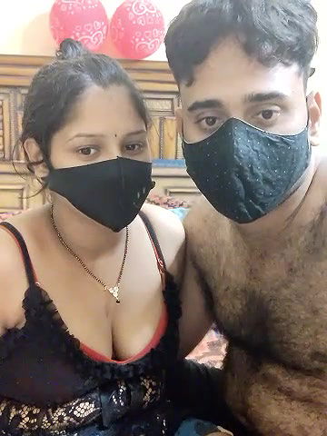 Stripchat-Public.Show-c-IND_COUPLE1-2024.07.07.173144