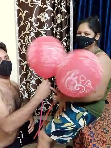 Stripchat-Public.Show-c-IND_COUPLE1-2024.07.04.160859