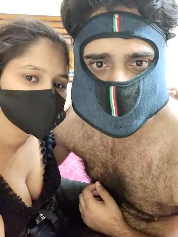 Stripchat-Public.Show-c-IND_COUPLE1-2024.06.05.124815