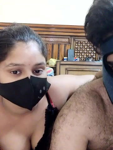 Stripchat-Public.Show-c-IND_COUPLE1-2024.06.05.075239