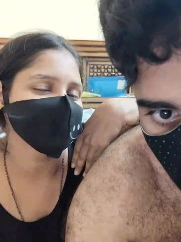 Stripchat-Public.Show-c-IND_COUPLE1-2024.05.25.063604