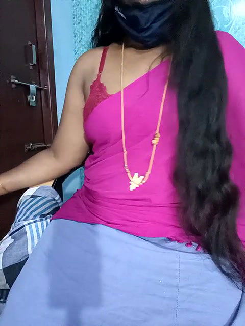 Stripchat-Public.Show-c-Tamil-hotwife-2024.05.21.140500