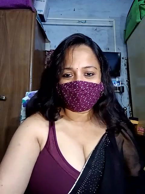 Stripchat-Public.Show-f-summi579-2024.08.31.060539