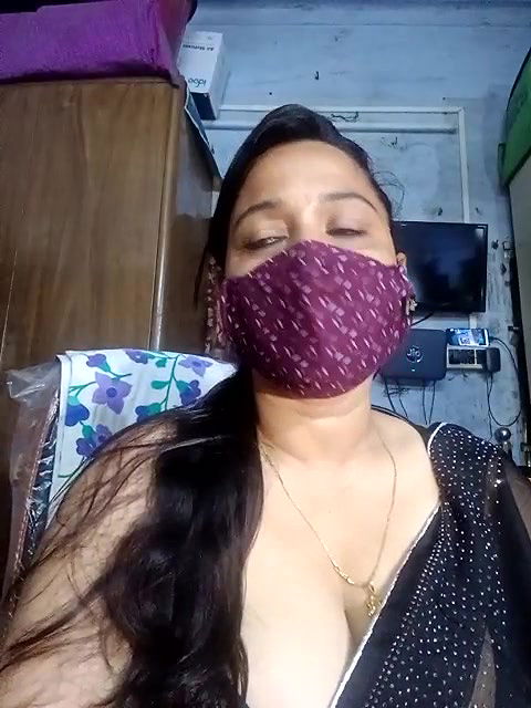 Stripchat-Public.Show-f-summi579-2024.08.28.075120