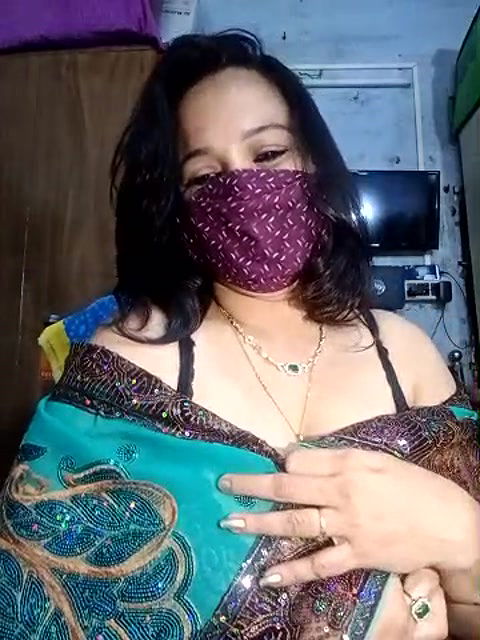 Stripchat-Public.Show-f-summi579-2024.08.09.174203