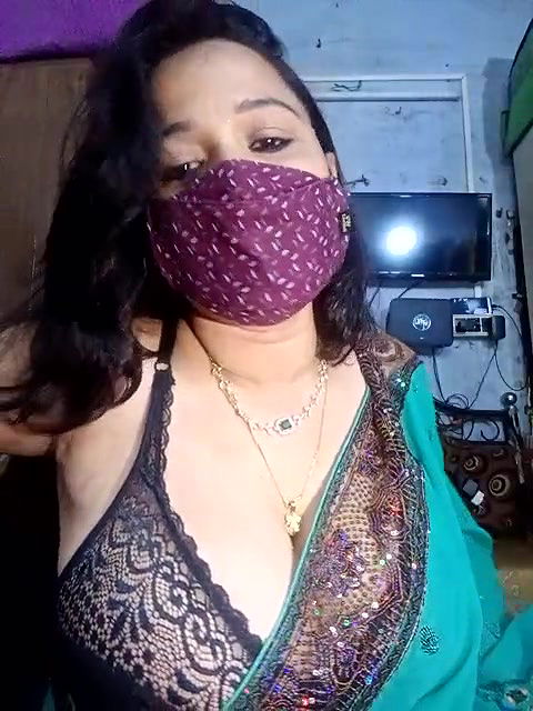 Stripchat-Public.Show-f-summi579-2024.08.09.170756